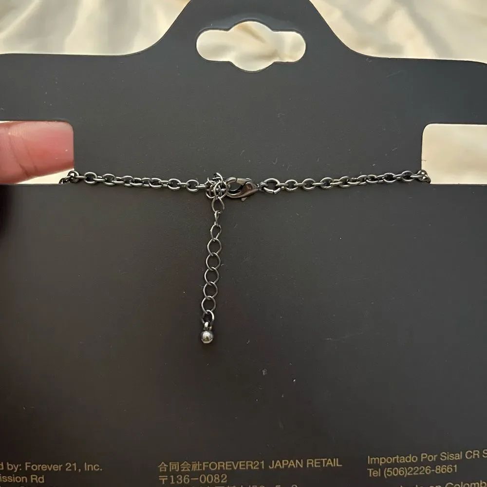Necklace    - Picture 3 of 4